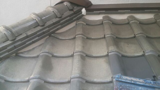 屋根修理漆喰工事完了1433247264568