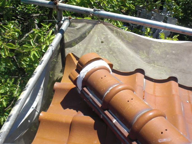 雨漏り対策工事施工後上屋根漆喰箇所CIMG1338
