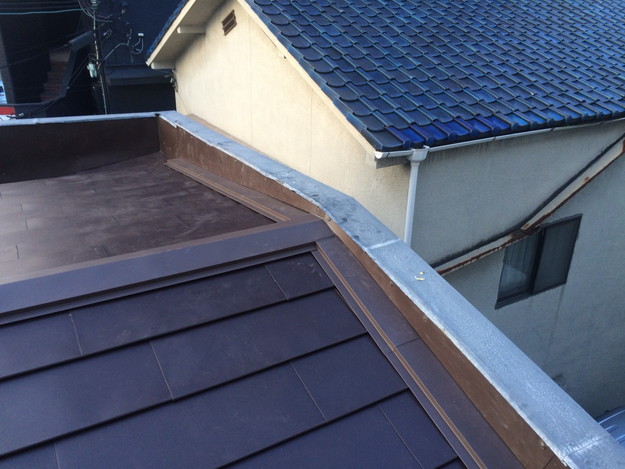 カバー工法工事による屋根のリフォーム1450663676403