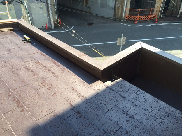 カバー工法工事による屋根のリフォーム完了1450663731602