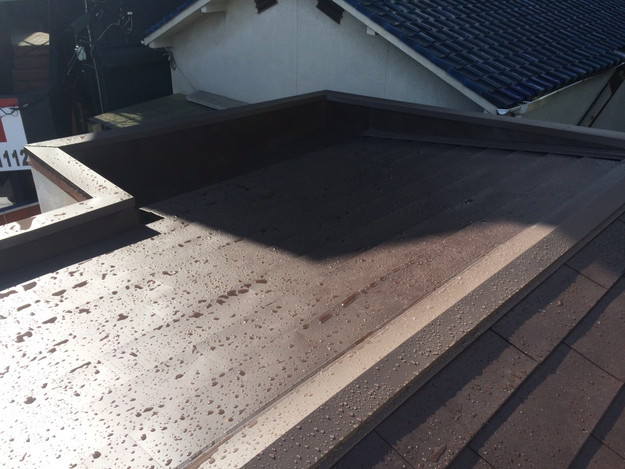 カバー工法工事による屋根のリフォーム完了1450663743587