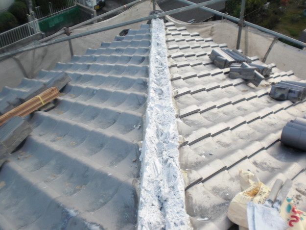 施工中の様子和瓦棟部雨漏り対策修理CIMG2052