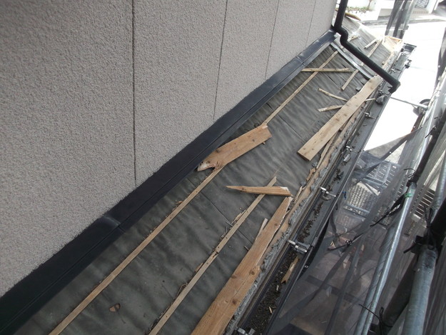 屋根のリフォーム葺き替え工事既存屋根解体DSCF4197