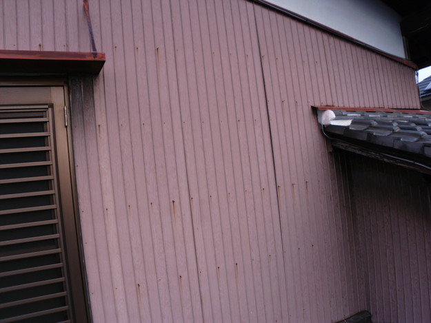屋根板金と外壁トタンの交換工事施工前DSCI1175