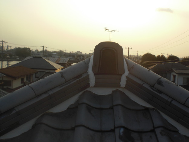 屋根漆喰工事完了CIMG2356