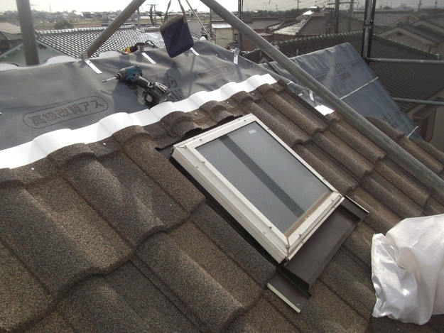 高級高性能洋風金属瓦によるカバー工法屋根リフォーム工事DSCF2787