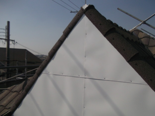 高級高性能洋風金属瓦によるカバー工法屋根リフォーム工事DSCF2821