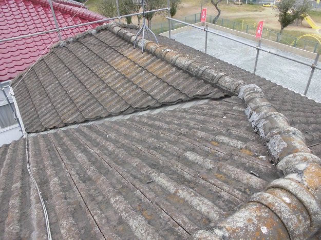 セメント瓦からカラーベスト コロニアルクァッド 葺き替え工事beforeafter 加古川市 神戸 明石 加古川の屋根 瓦 リフォーム工事業者 株 大西瓦