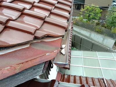 谷板金　赤さび