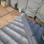 加古川市 　木造住宅の下屋根！増築部分を解体し屋根の取り合いを補修しました。