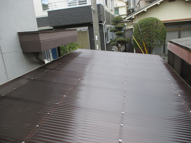 波板貼り替え