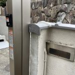 神戸市で塀瓦補修工事｜経年劣化で破損した瓦を部分補修し雨漏り予防と安心の住まいへ
