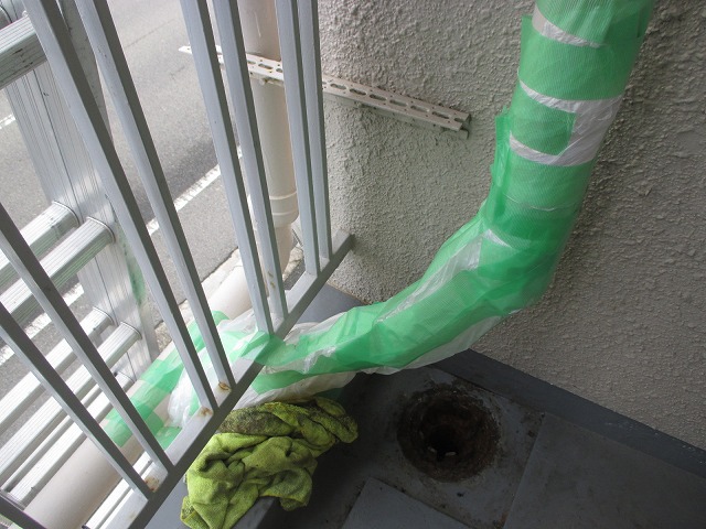 明石市 既存雨樋破損