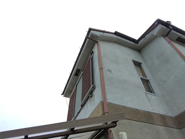 加古川市 雨樋 モルタル壁 点検