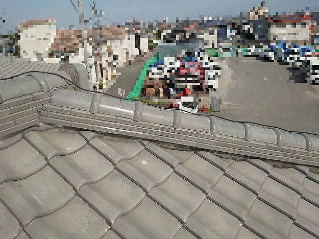 明石市　和瓦(釉薬瓦)ハイシルバー