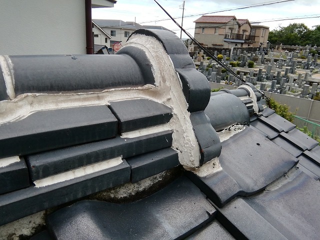 明石市　玄関棟不適切なラバー