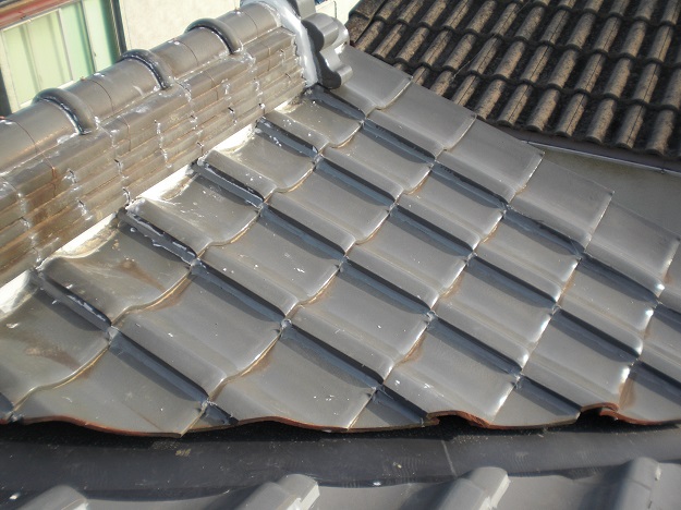 明石市　縦ラバー　瓦