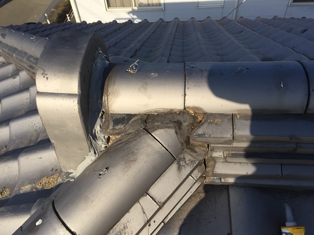 明石市　施工前　いぶし瓦