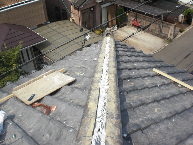 加古川市　芯材　棟瓦修理