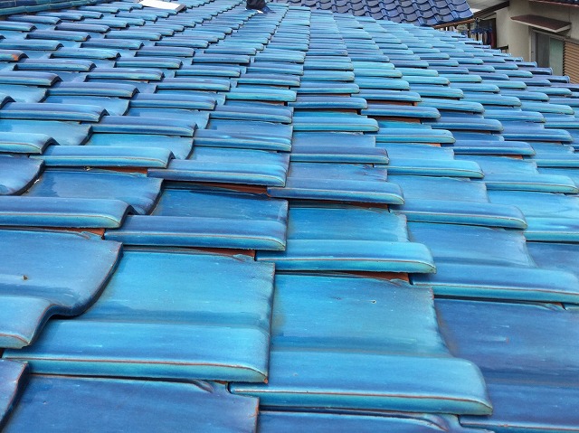 明石市 桟瓦まわりの浮きや隙間の見え方