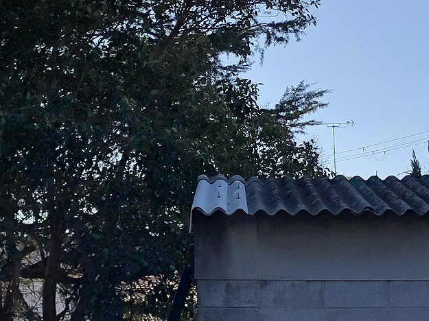 姫路市　工場　平屋倉庫　割れ
