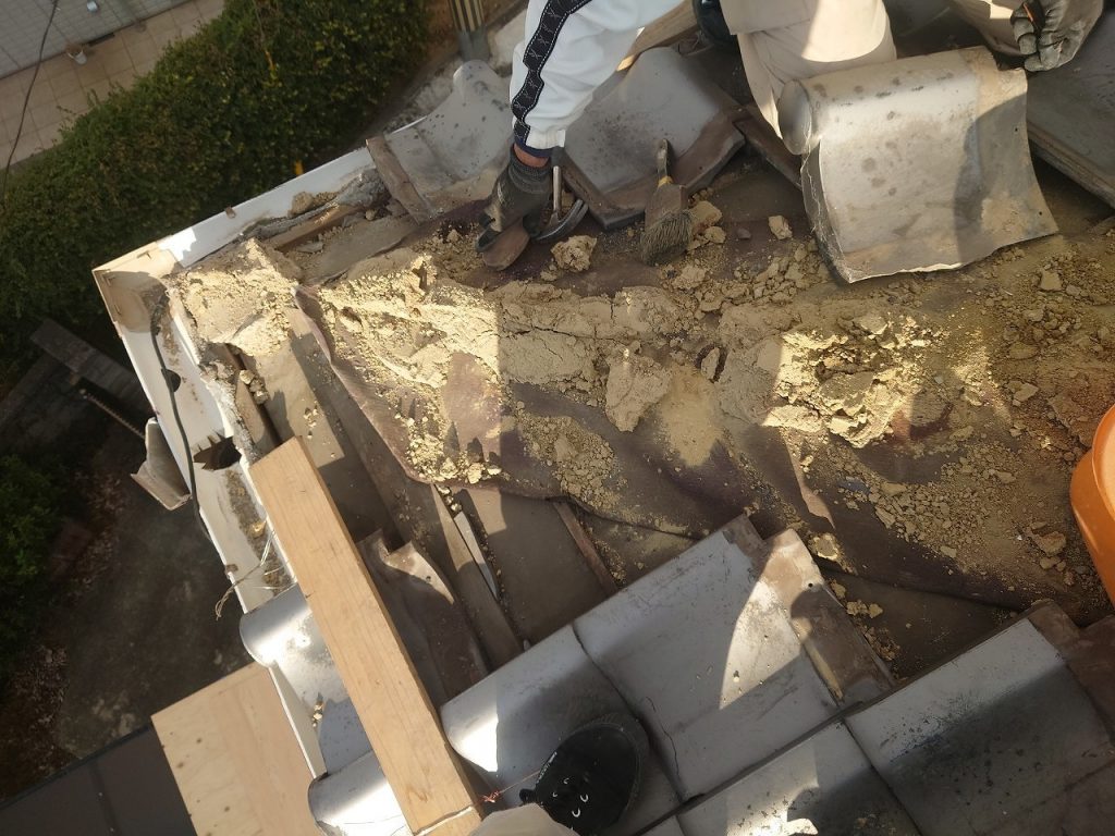 明石市　隅棟　桟瓦　下地