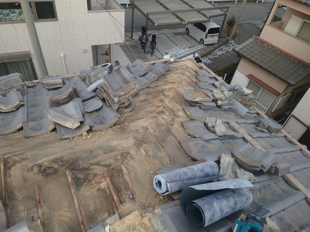 明石市　隅棟　葺き土　防水紙