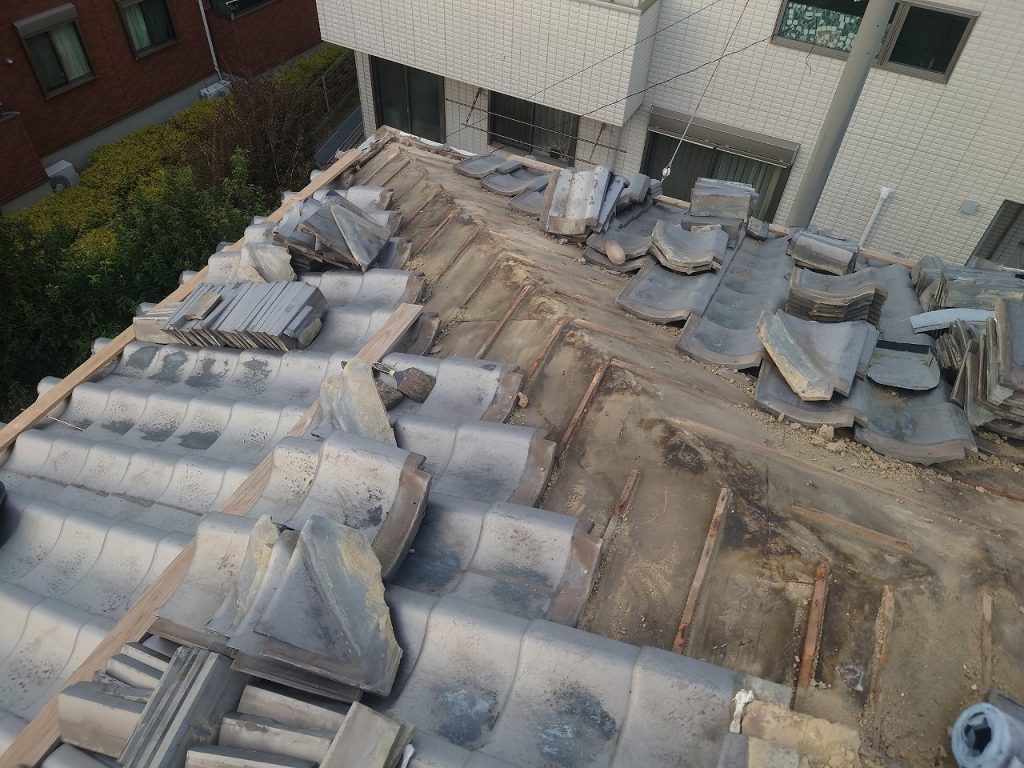 明石市　隅棟　葺き土　清掃