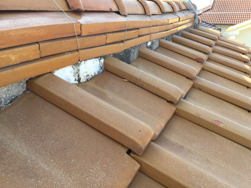 明石市 瓦 漆喰 劣化 現地調査写真