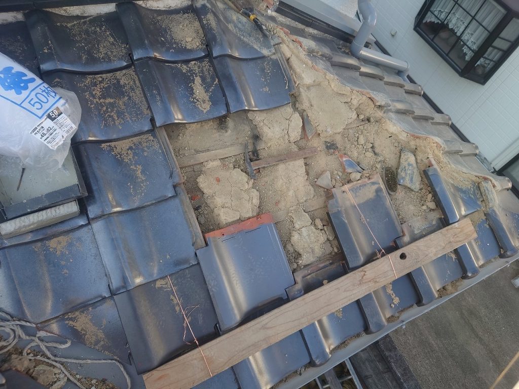 明石市 隅棟 解体 施工中