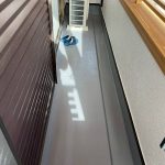 明石市 雨染み・ひび割れが進んだベランダ防水を根本修理した現場のご紹介!