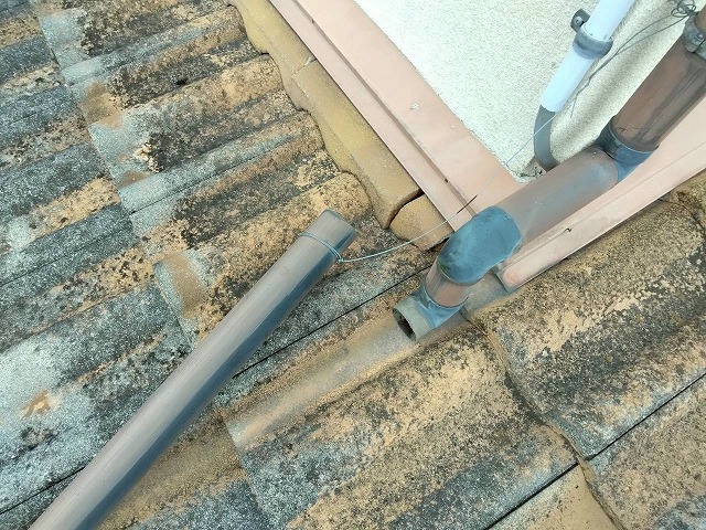 明石市　樋　台風　われ