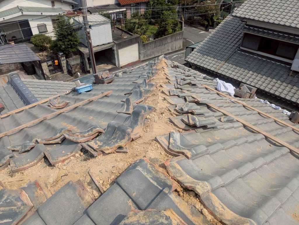 明石市 棟解体 葺き土 劣化