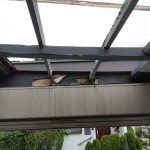 明石市 ガレージの波板飛散で雨漏り発生!木材腐食を確認し、波板交換をご提案した現地調査事例