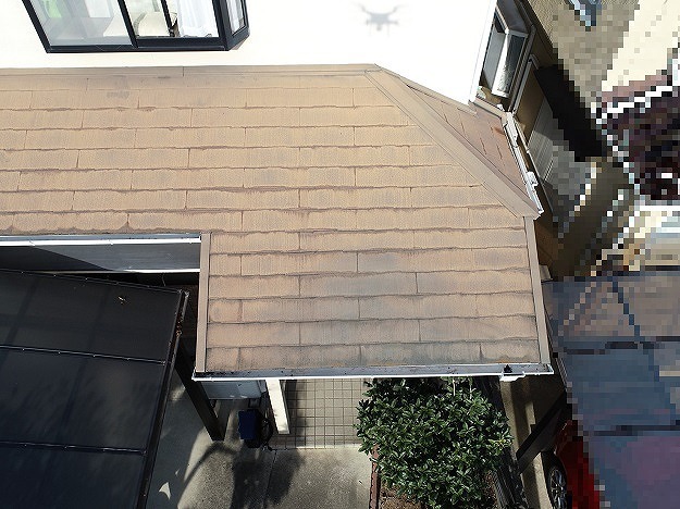 明石市　既存スレート屋根　劣化　下屋根　色あせ