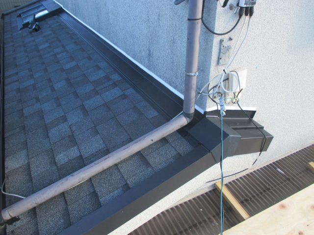 加古川市　下屋根カバー工法　施工完了